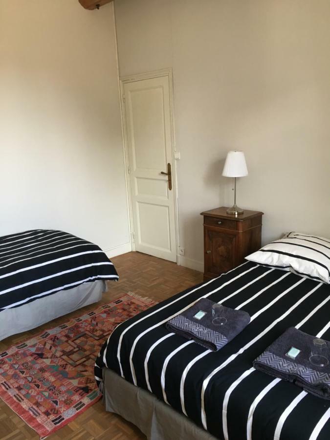 Chambres D Hotes Chez Francoise Et Michel Piscine 4 Chambres 8 Lits Chaumes-en-Brie Zewnętrze zdjęcie
