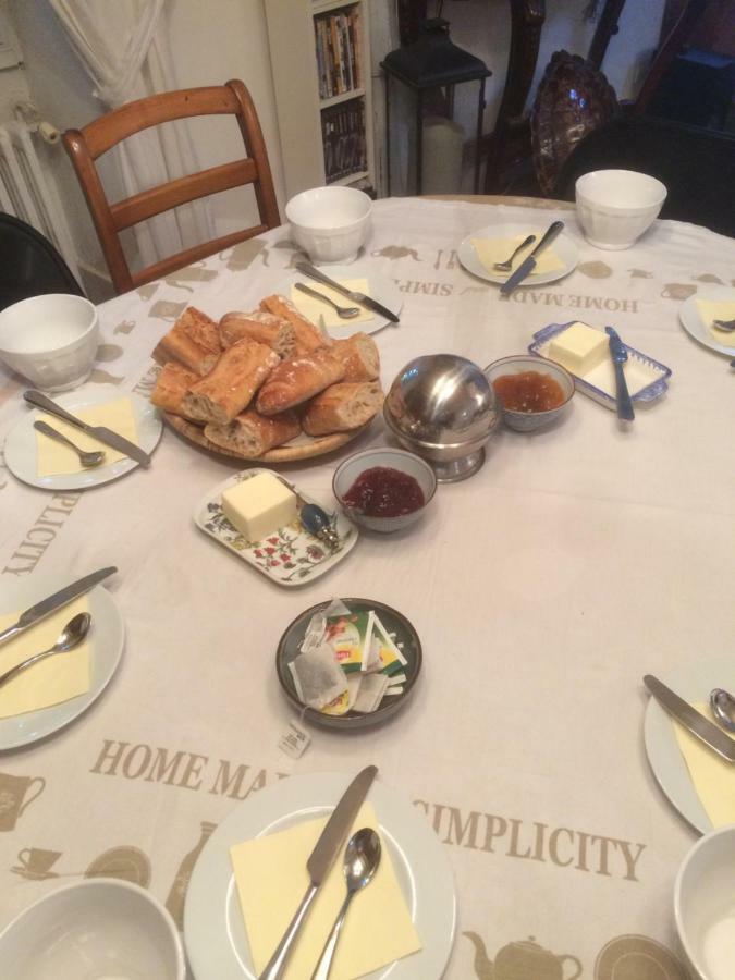 Chambres D Hotes Chez Francoise Et Michel Piscine 4 Chambres 8 Lits Chaumes-en-Brie Zewnętrze zdjęcie